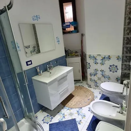 Centro Monolocale Blu Apartment *